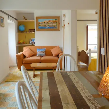Your Riviera Bolthole In 公寓 *